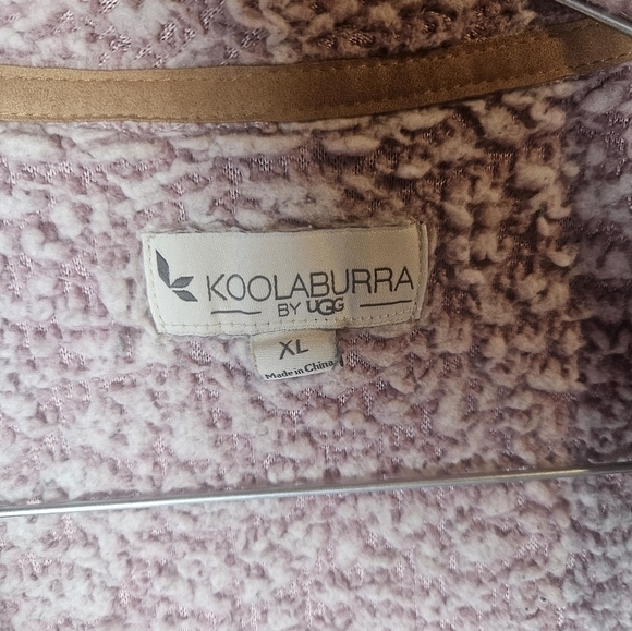 UGG Koolaburra purple faux fur long open vest with side pockets. XL - Picture 8 of 8